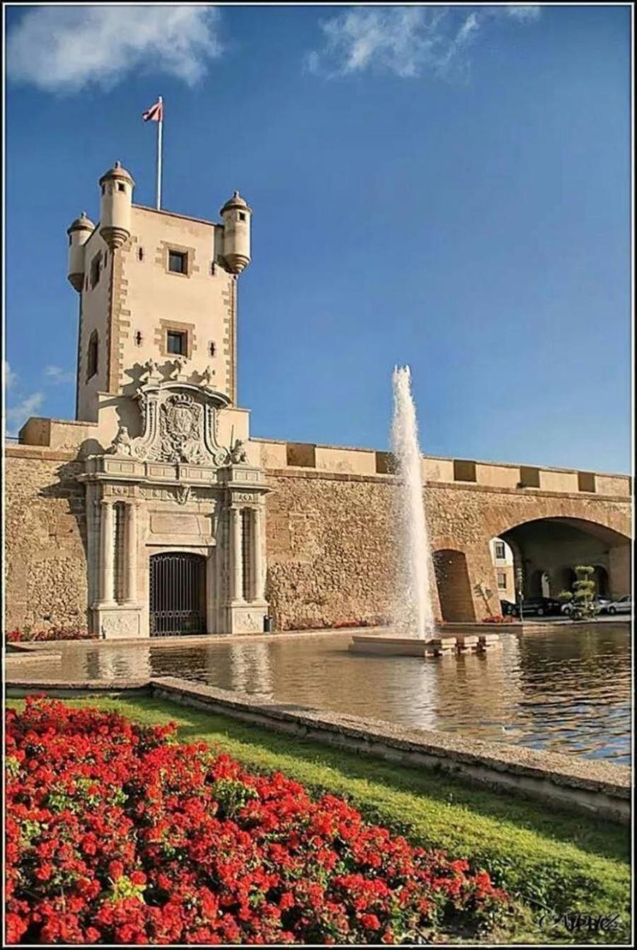 Apartamento La Perla Little Apartments Cádiz Eksteriør billede